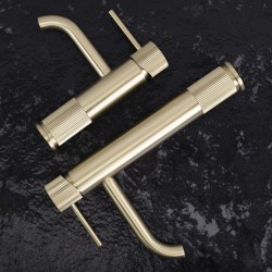 Bateria umywalkowa Rea Lungo Stripe Złota Szczotkowana Wysoka