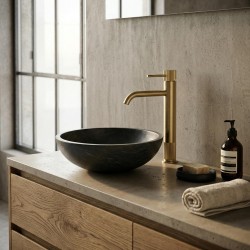 Bateria umywalkowa Rea Lungo Stripe Złota Szczotkowana Wysoka