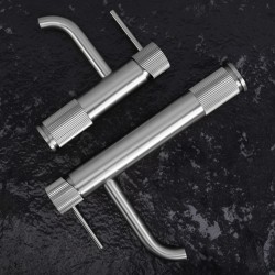 Bateria umywalkowa Rea Lungo Stripe Nikiel Szczotkowany Niska