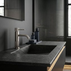 Bateria umywalkowa Rea Lungo Stripe Nikiel Szczotkowany Niska