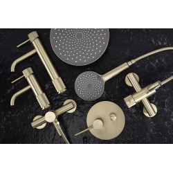 Bateria wannowa Rea Lungo Stripe Złota Szczotkowana