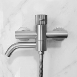 Bateria wannowa Rea Lungo Stripe Nikiel Szczotkowany