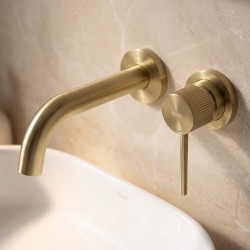 Bateria Umywalkowa Podtynkowa Rea Lungo Stripe Złota Szczotkowana